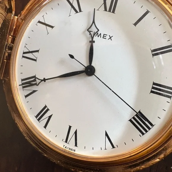 Vintage Timex Gold tone Pocket Watch - Picture 4 of 17